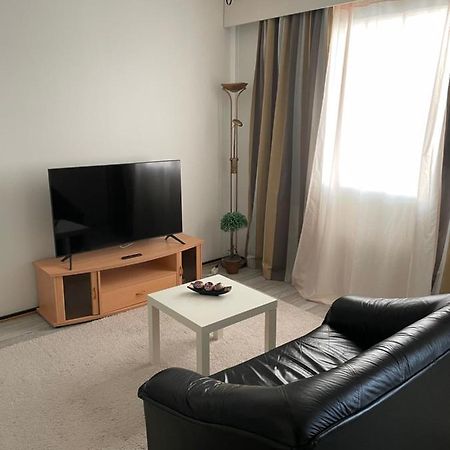 Lovely Apartment Within Walking Distance -Centre Pori Kültér fotó