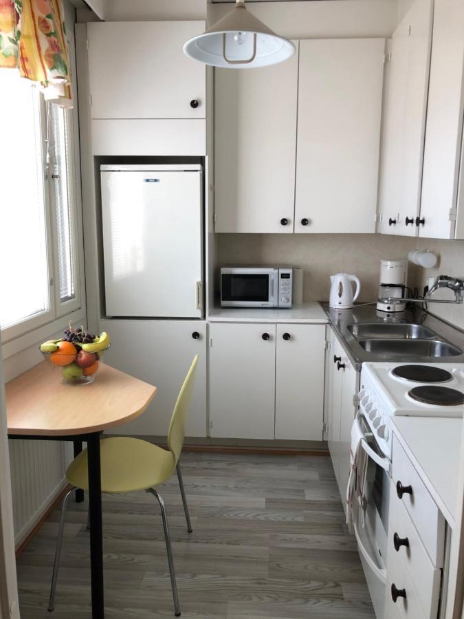 Lovely Apartment Within Walking Distance -Centre Pori Kültér fotó